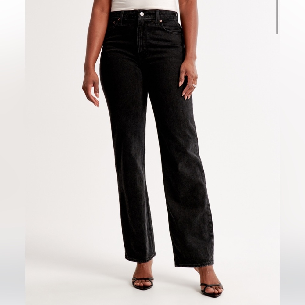 Abercrombie Curve Love 90’s Relaxed Jean — EXTRA TALL — sold out online